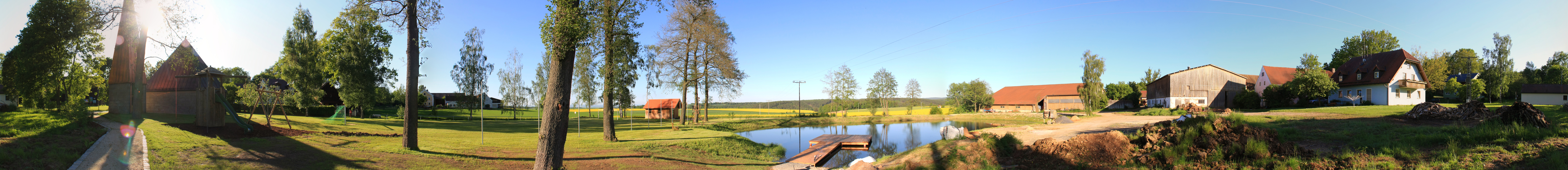 Der Hatzenreuther Dorfteich mit Blick Richtung Böhmen